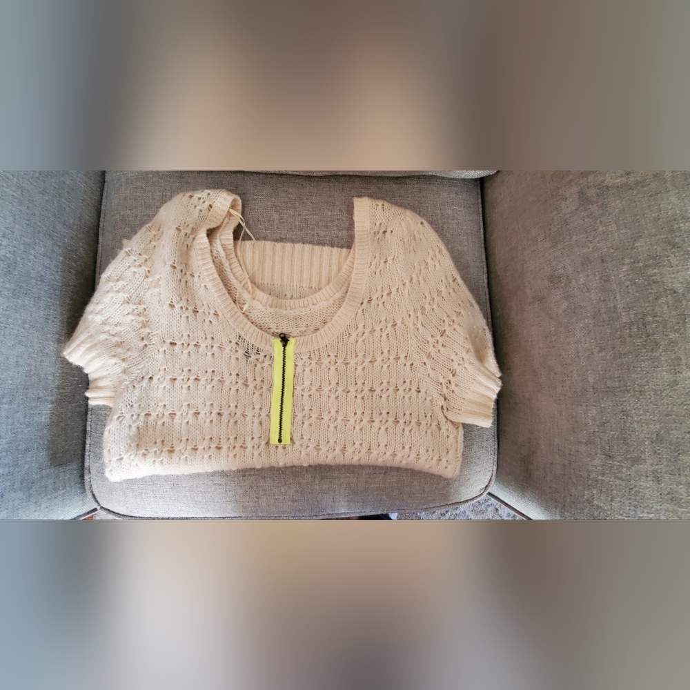 AMERICAN EAGLE WOMEN'S CROCHET SWEATER SIZE XL